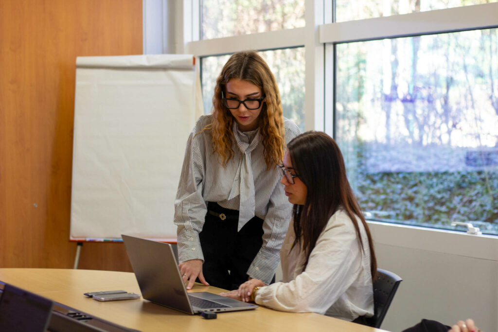 Offre placement de collaborateurs